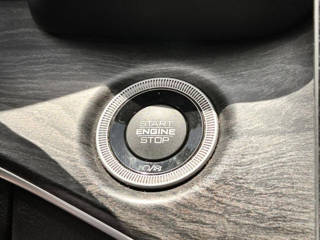 used 2021 Jeep Grand Cherokee L car, priced at $26,250