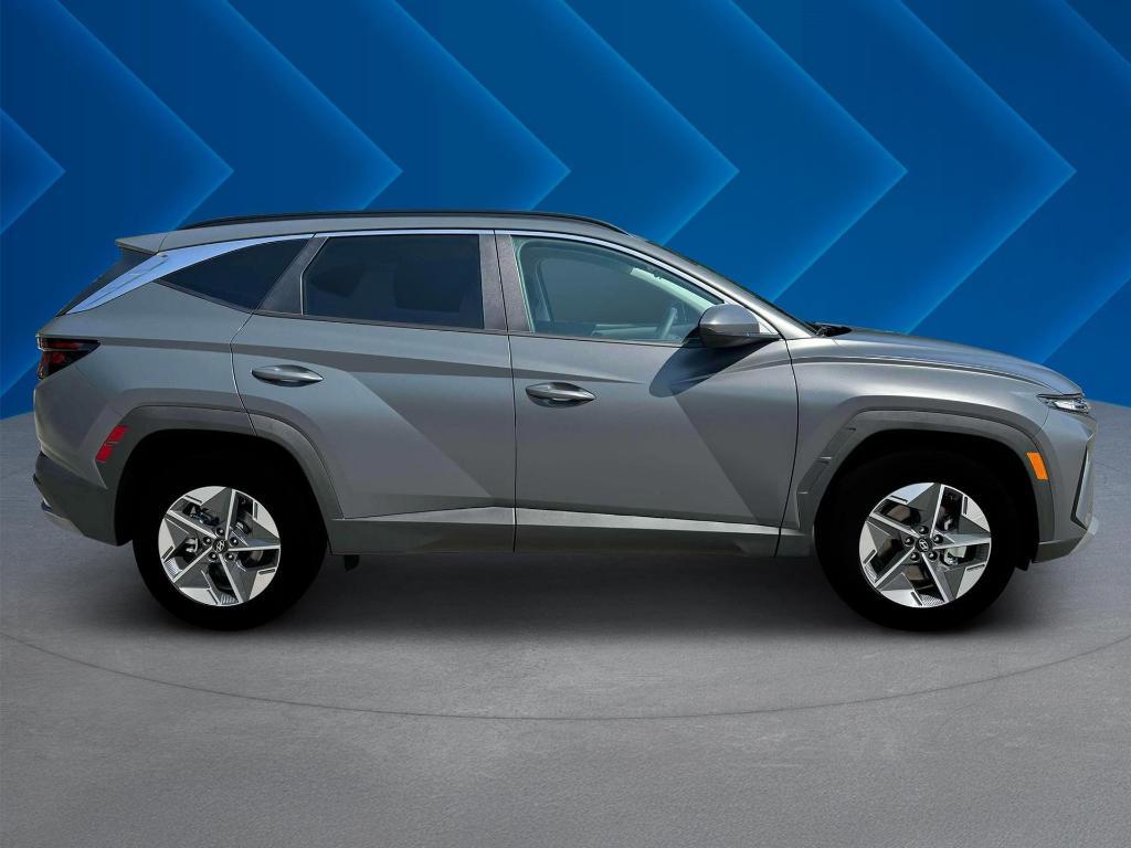 new 2025 Hyundai Tucson car, priced at $32,065