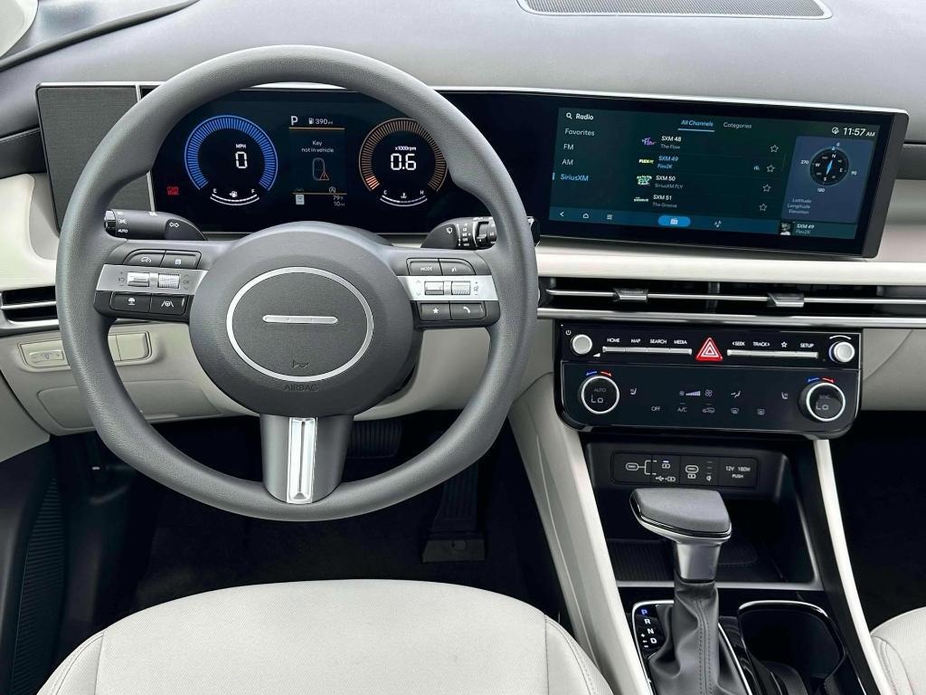 new 2025 Hyundai Tucson car, priced at $32,065