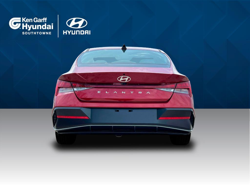 new 2024 Hyundai Elantra car, priced at $22,569