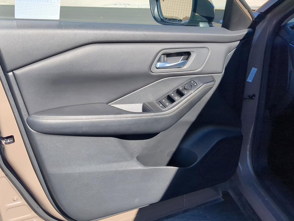 used 2024 Nissan Rogue car, priced at $20,250
