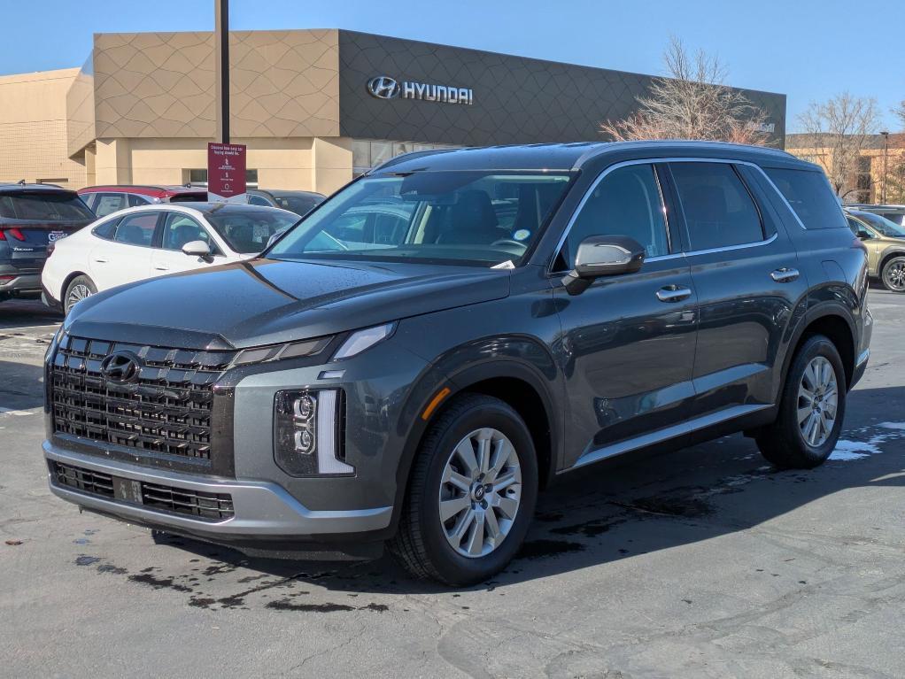 used 2024 Hyundai Palisade car, priced at $40,418