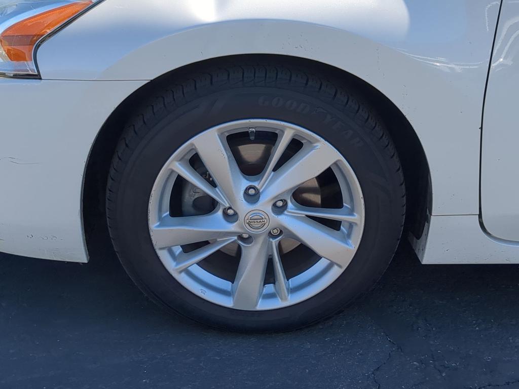 used 2014 Nissan Altima car, priced at $5,950