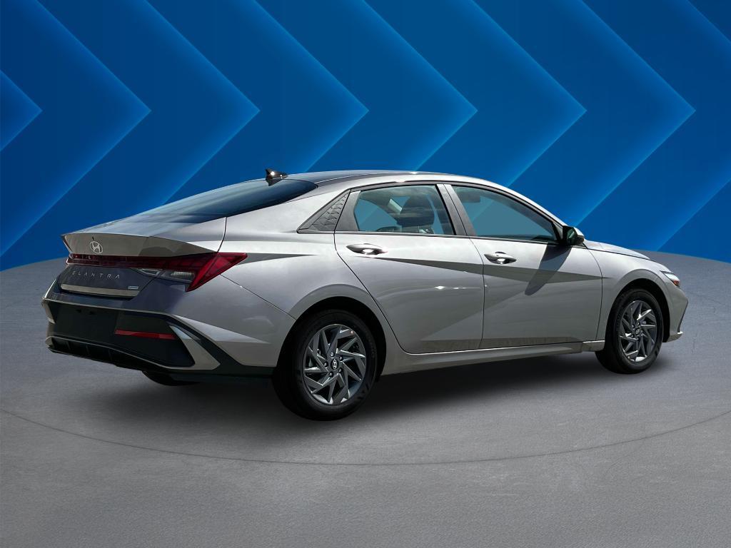 new 2025 Hyundai ELANTRA HEV car, priced at $23,922