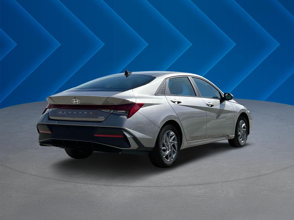 new 2025 Hyundai ELANTRA HEV car, priced at $23,922