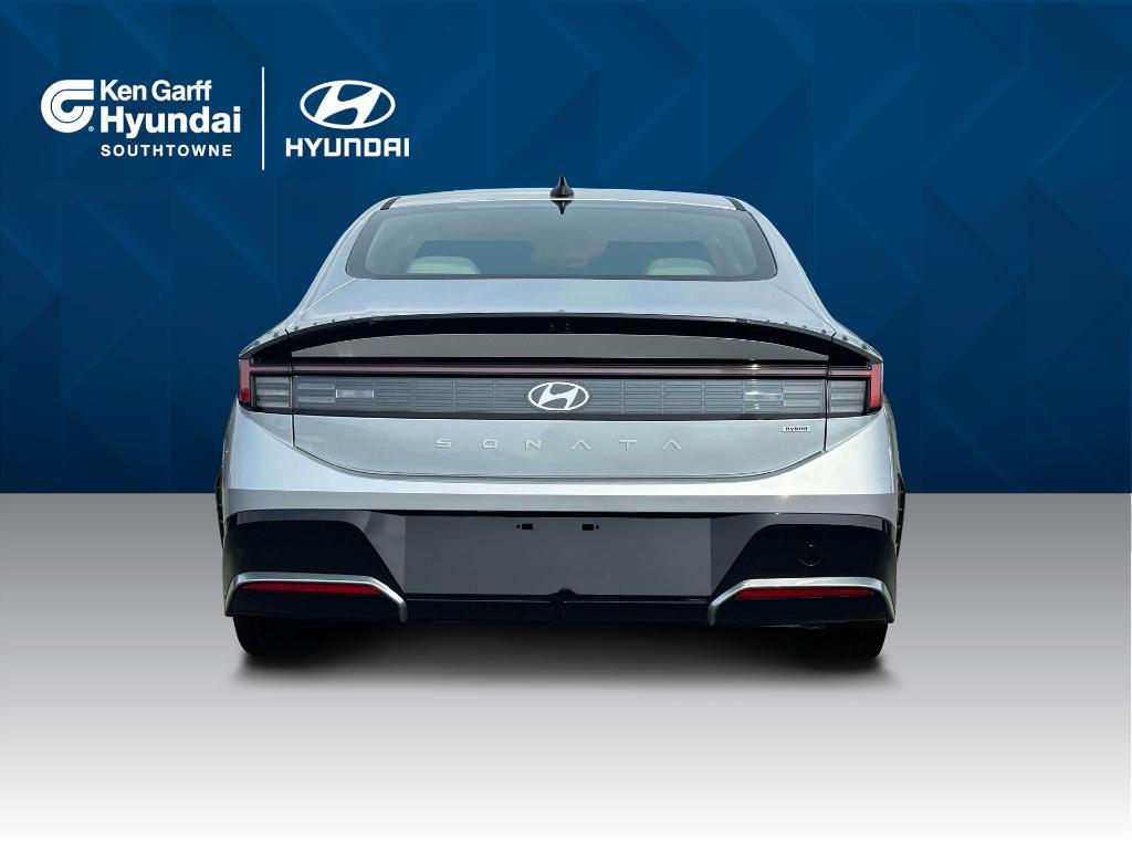 new 2025 Hyundai Sonata Hybrid car, priced at $37,355