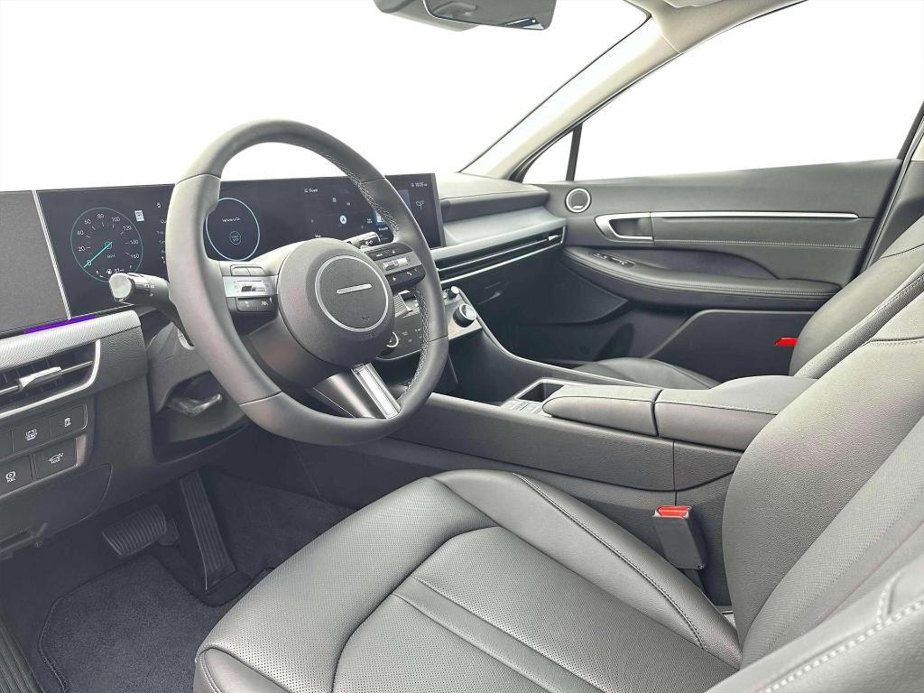 new 2025 Hyundai Sonata Hybrid car, priced at $37,057
