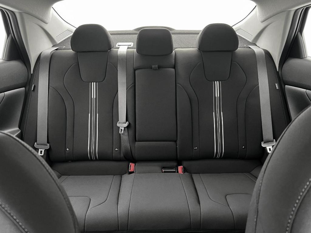 new 2025 Hyundai Elantra car, priced at $25,083