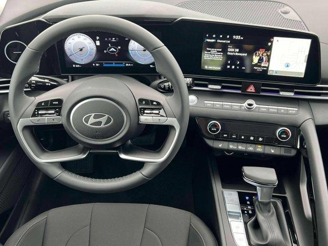 new 2025 Hyundai Elantra car, priced at $26,083