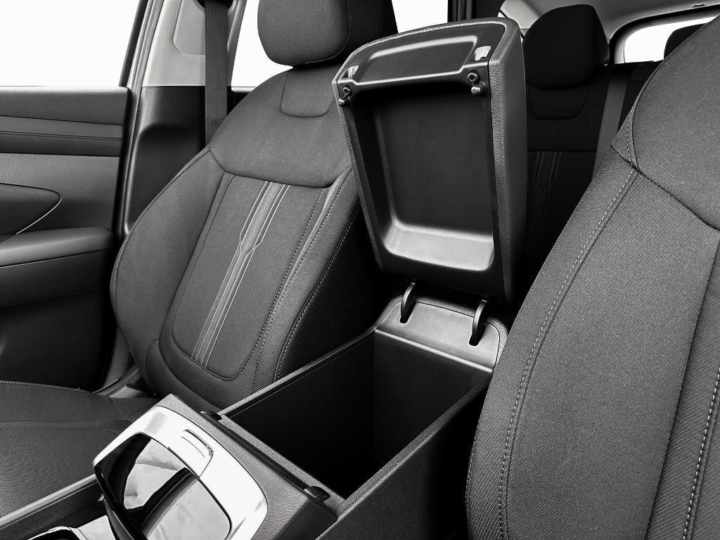 new 2025 Hyundai Tucson car, priced at $31,988