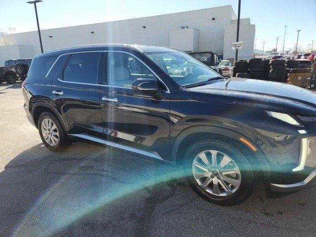 used 2024 Hyundai Palisade car, priced at $35,576