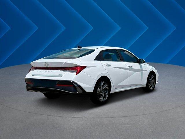 new 2025 Hyundai Elantra car, priced at $26,666