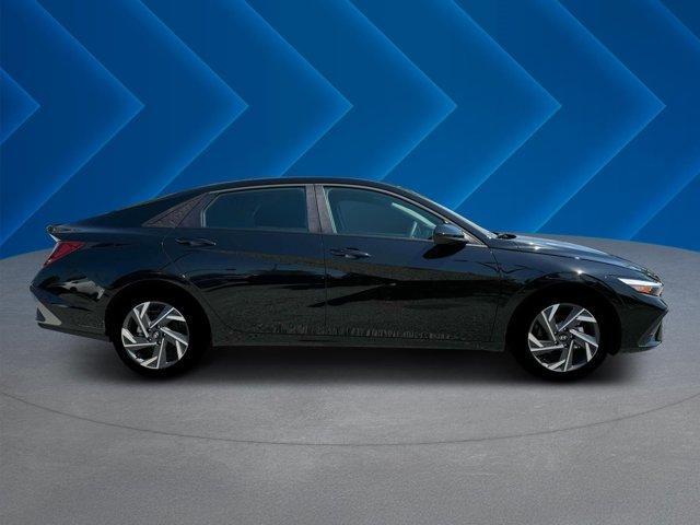 new 2025 Hyundai Elantra car, priced at $23,123