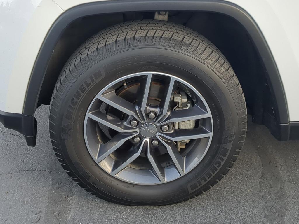 used 2018 Jeep Grand Cherokee car, priced at $18,350