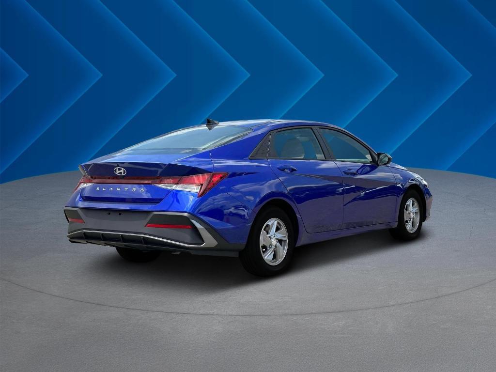 new 2025 Hyundai Elantra car, priced at $22,233