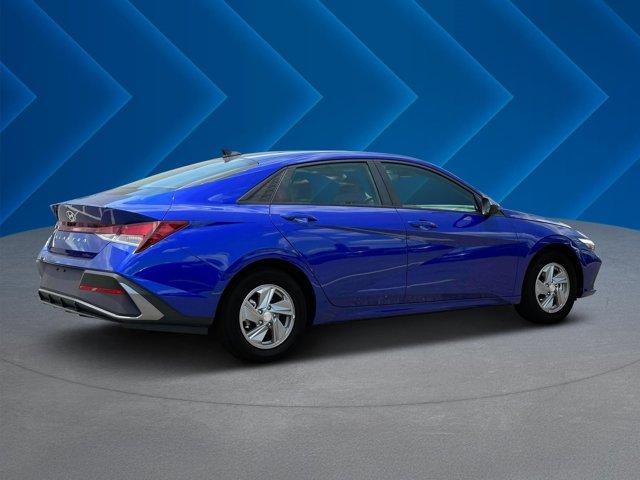 new 2025 Hyundai Elantra car, priced at $22,233