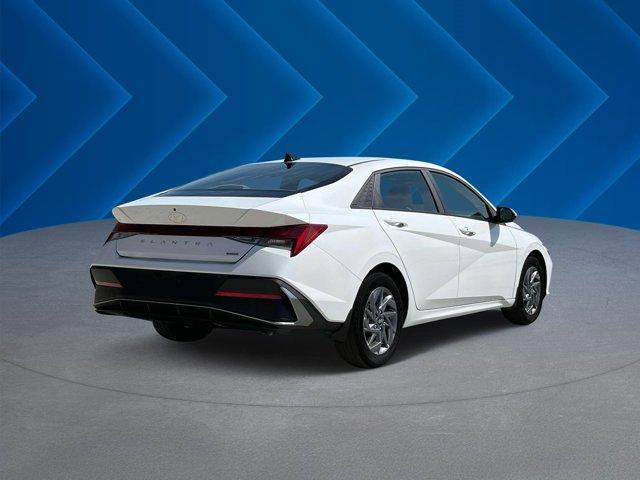 new 2025 Hyundai ELANTRA HEV car, priced at $25,382