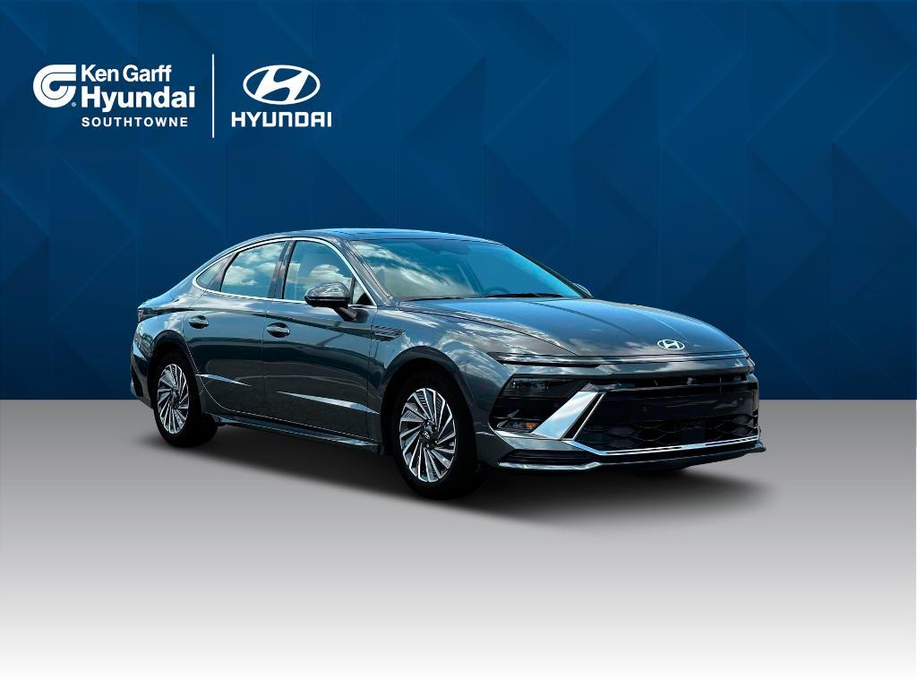 new 2025 Hyundai Sonata Hybrid car, priced at $37,400