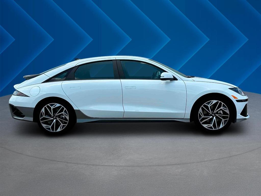 new 2025 Hyundai IONIQ 6 car