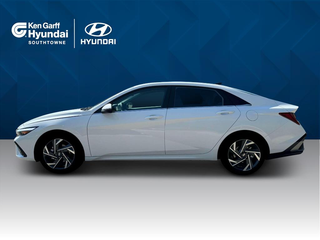 new 2025 Hyundai Elantra HEV car, priced at $31,555