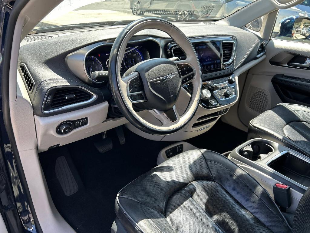 used 2017 Chrysler Pacifica car, priced at $15,950