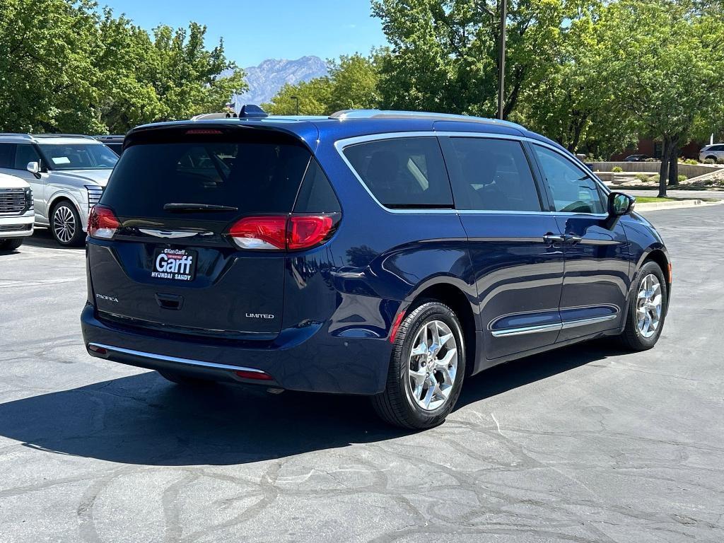 used 2017 Chrysler Pacifica car, priced at $15,950