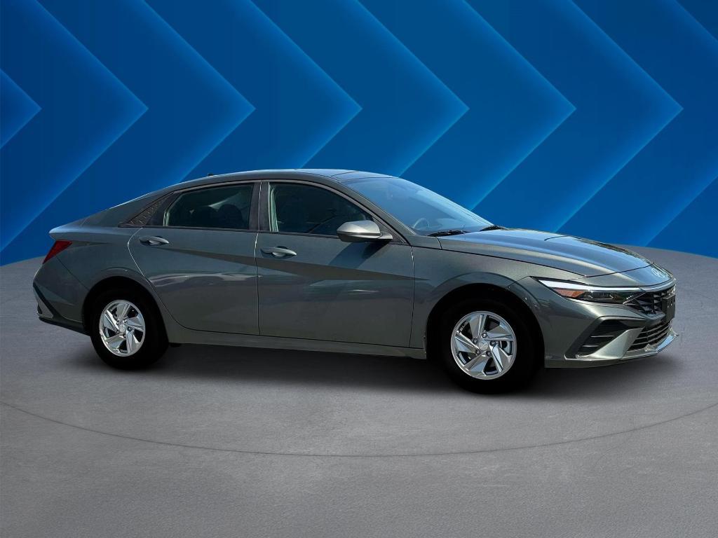 new 2025 Hyundai Elantra car, priced at $21,774