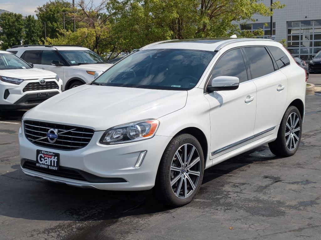 used 2015 Volvo XC60 car, priced at $11,250