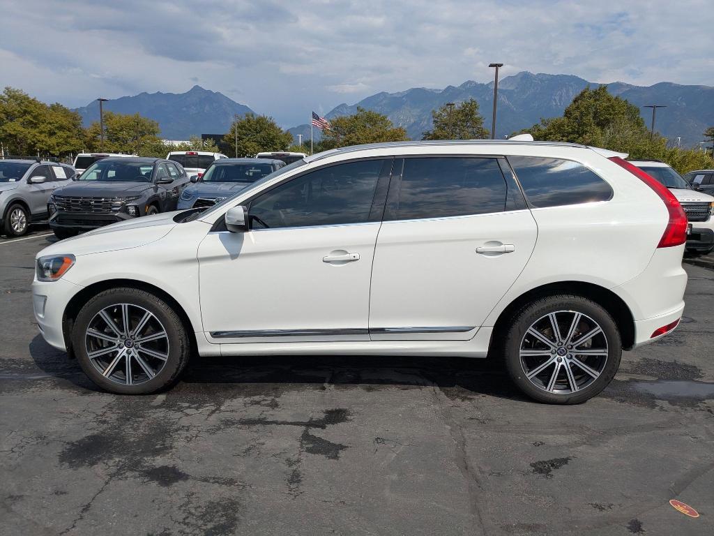 used 2015 Volvo XC60 car, priced at $11,250