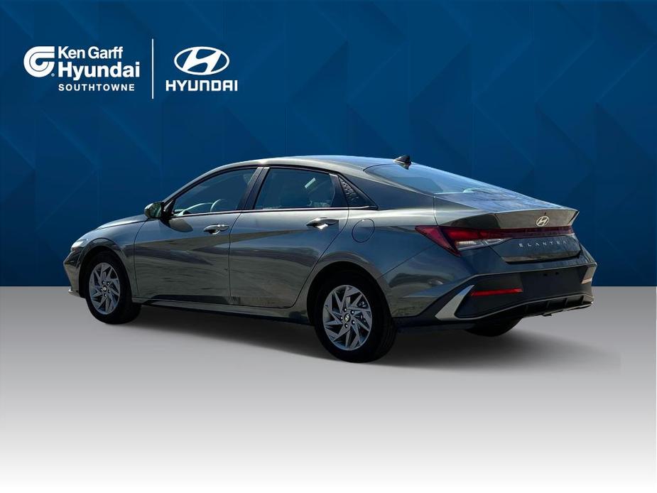 new 2024 Hyundai Elantra car, priced at $21,669