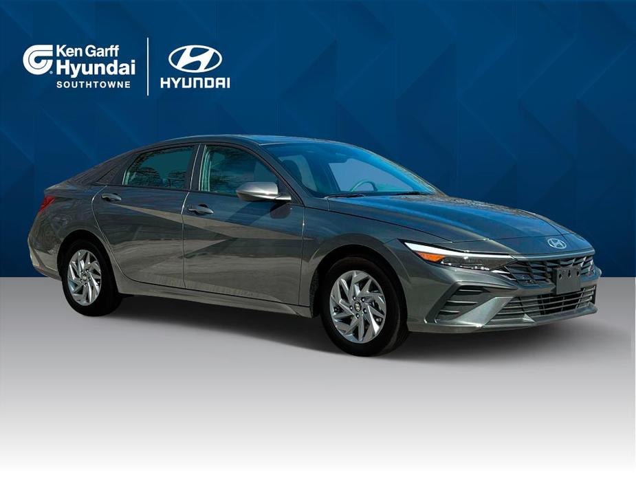 new 2024 Hyundai Elantra car, priced at $21,669