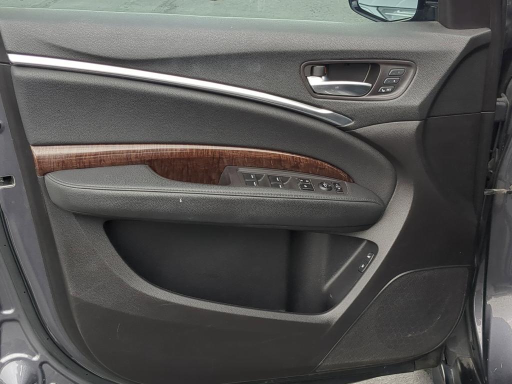 used 2018 Acura MDX car, priced at $17,350