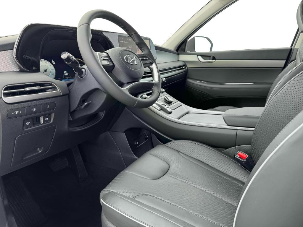 new 2025 Hyundai Palisade car, priced at $45,136