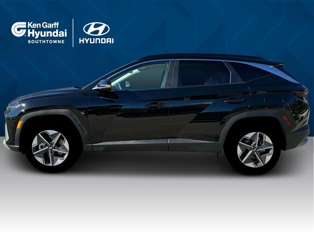 new 2025 Hyundai Tucson car, priced at $33,897