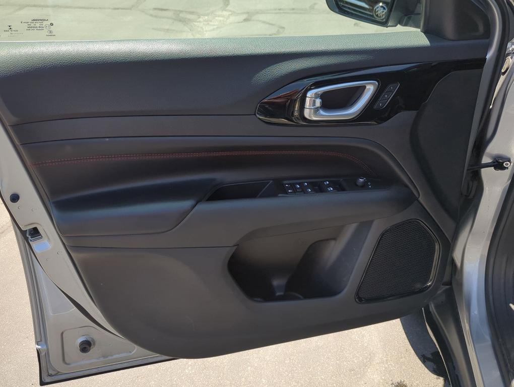used 2022 Jeep Compass car, priced at $22,350