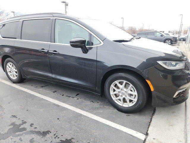 used 2022 Chrysler Pacifica car, priced at $21,332