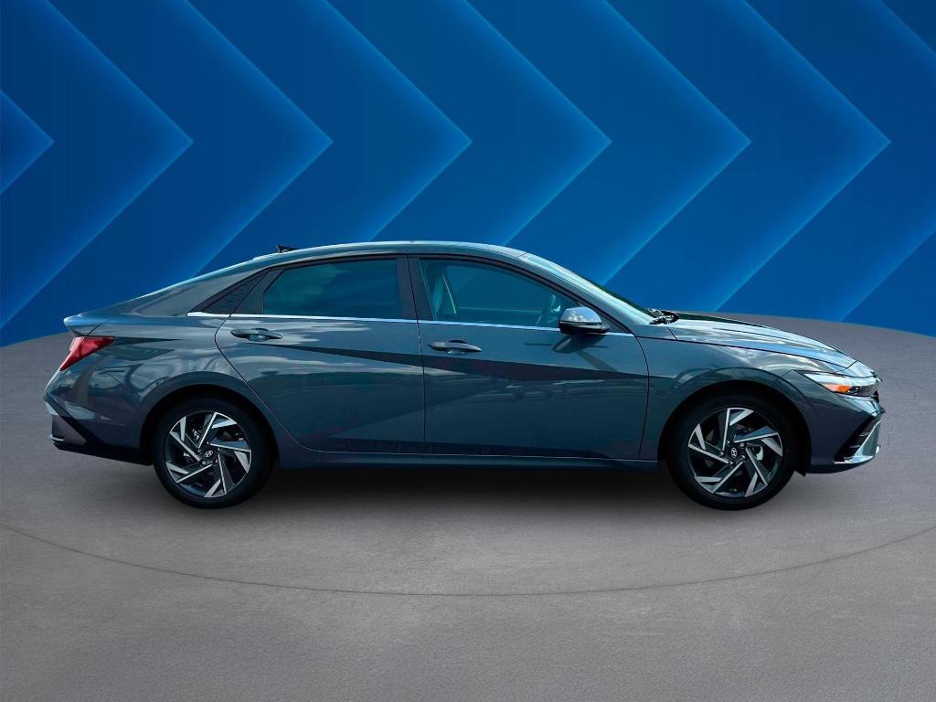 new 2025 Hyundai Elantra car, priced at $24,500