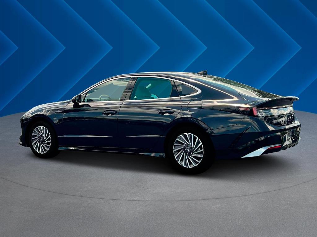 new 2025 Hyundai Sonata Hybrid car, priced at $29,470