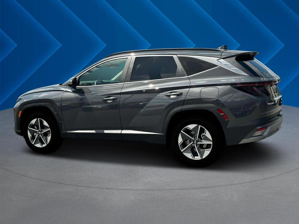 new 2025 Hyundai Tucson car, priced at $34,005