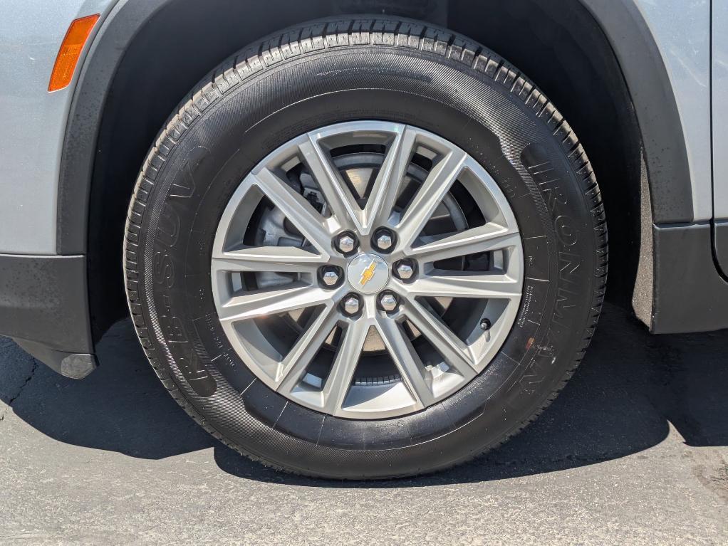 used 2023 Chevrolet Traverse car, priced at $29,950