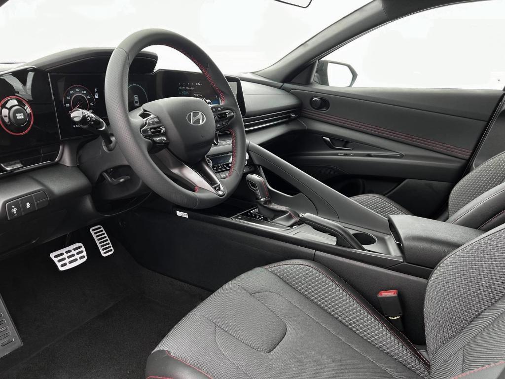 new 2025 Hyundai Elantra car, priced at $28,652