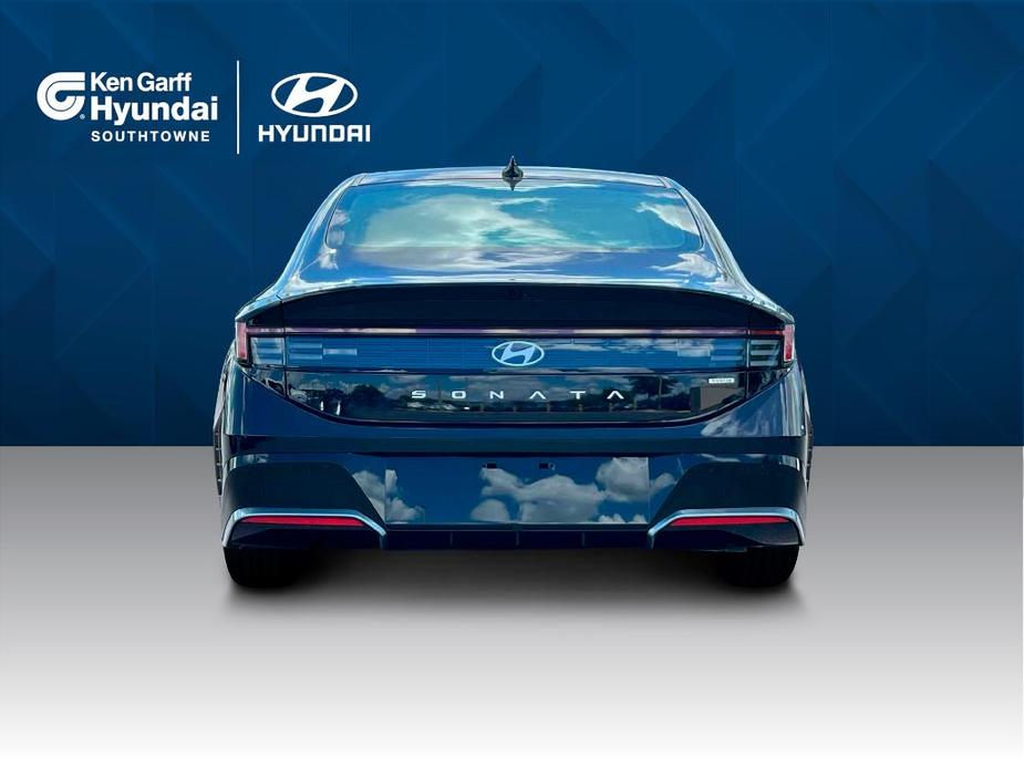 new 2025 Hyundai Sonata Hybrid car, priced at $30,730