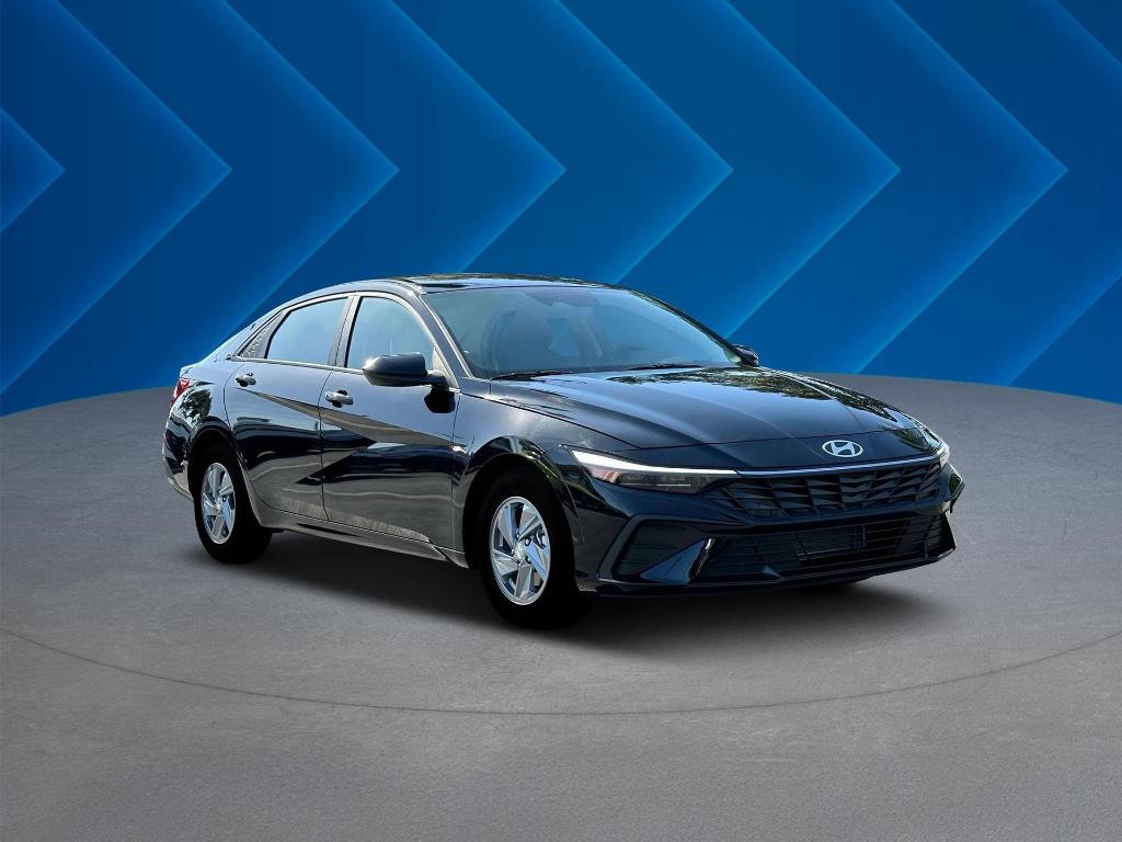 new 2025 Hyundai Elantra car, priced at $22,233