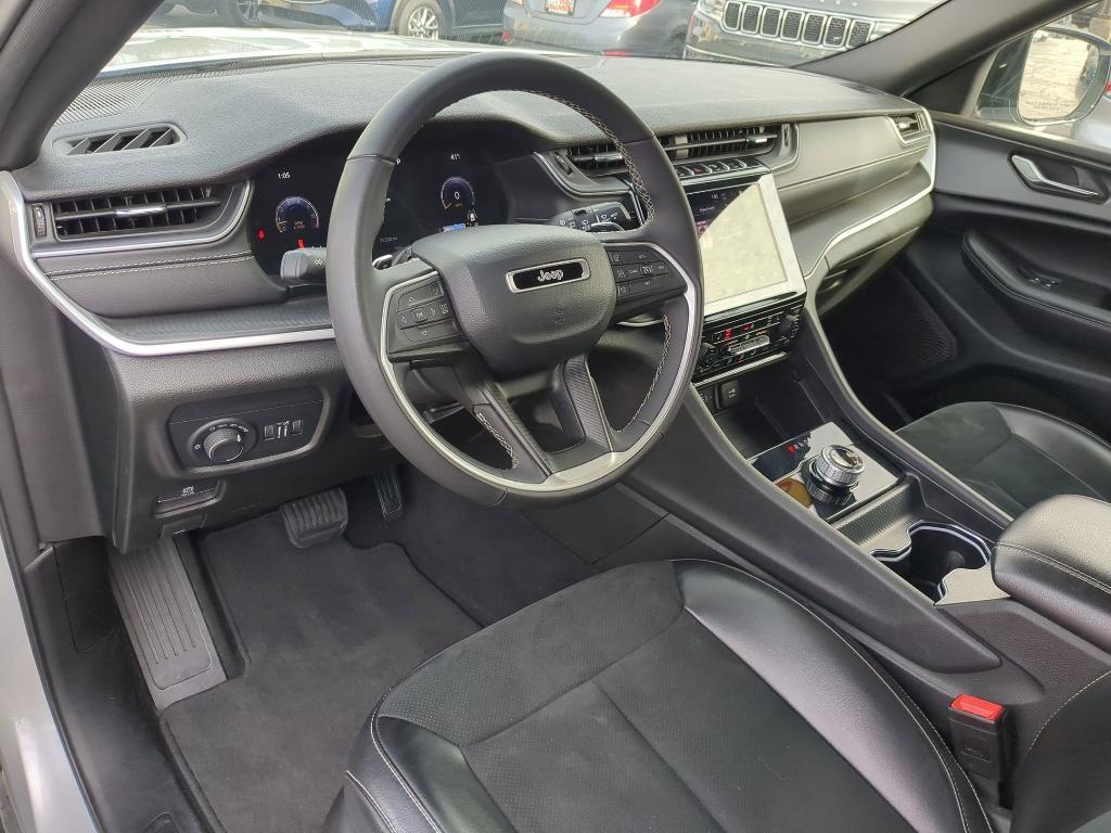 used 2024 Jeep Grand Cherokee car, priced at $28,950