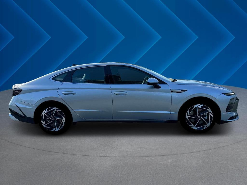 new 2025 Hyundai Sonata car, priced at $31,685