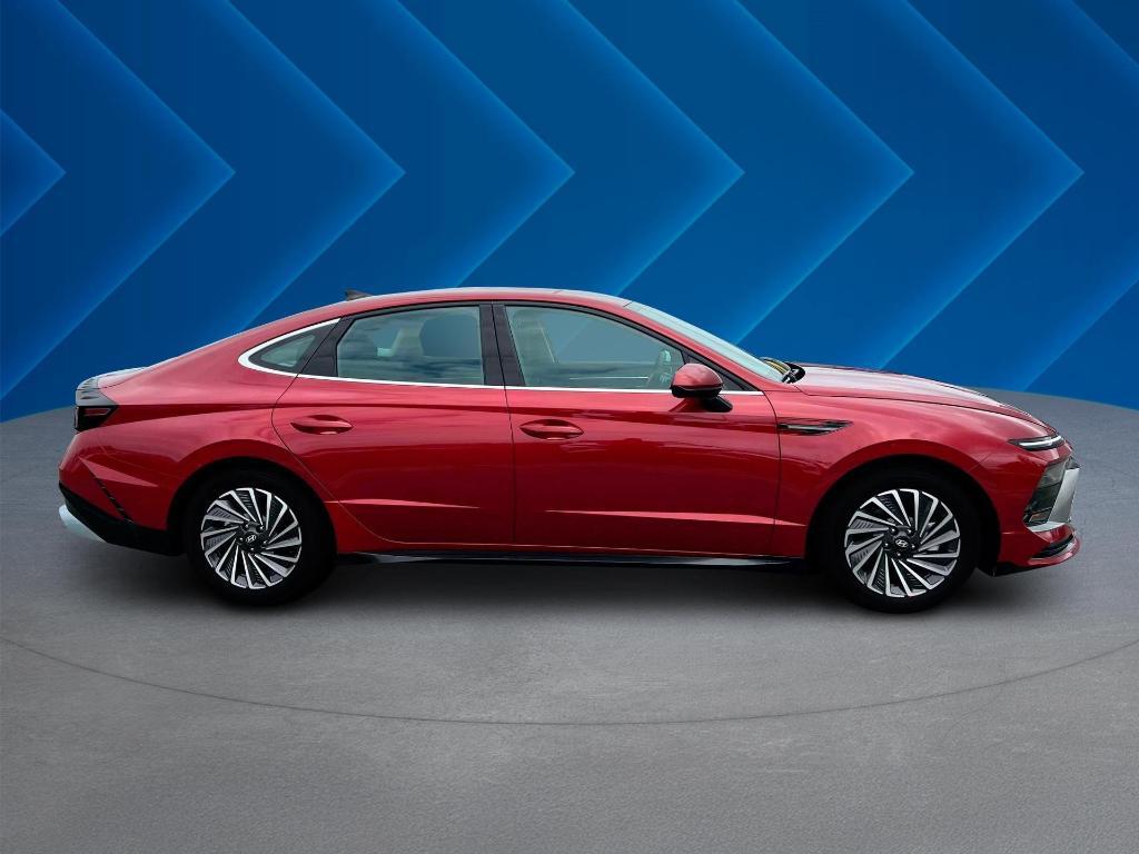 new 2025 Hyundai Sonata Hybrid car, priced at $31,377