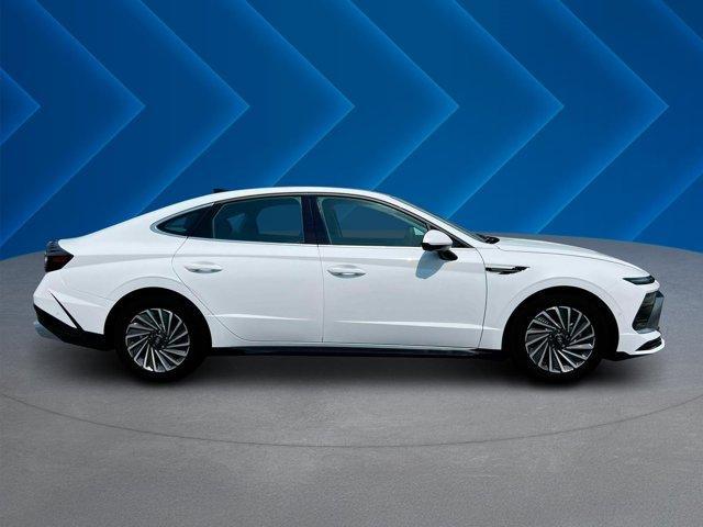 new 2025 Hyundai Sonata Hybrid car, priced at $38,173