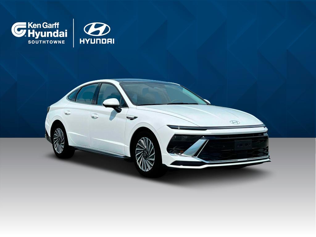 new 2025 Hyundai Sonata Hybrid car, priced at $38,423