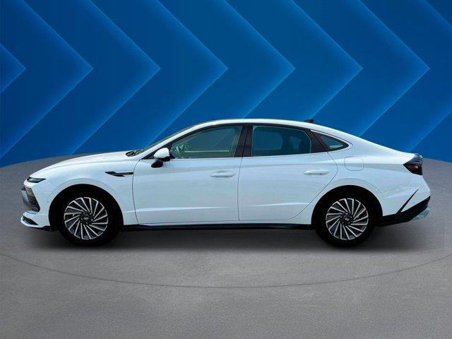 new 2025 Hyundai Sonata Hybrid car, priced at $38,173