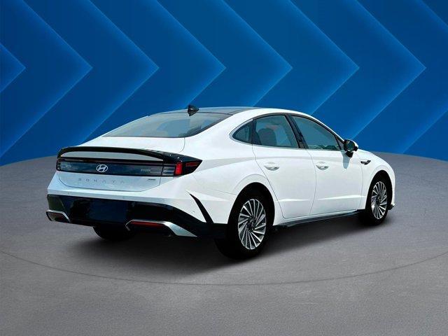 new 2025 Hyundai Sonata Hybrid car, priced at $38,173